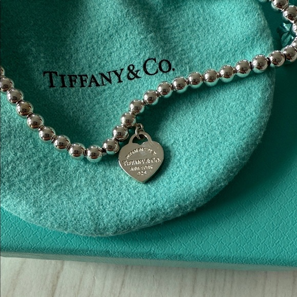 Tiffany & Co. “Return to Tiffany”